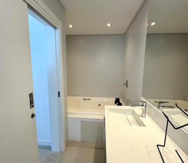 Andorinha Appartement | Espaçoso e a 450m da praia Itapema