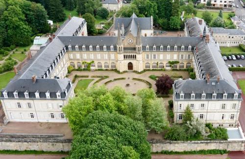Nevers Lit Et Petit-Déjeuner | Espace Bernadette Soubirous Nevers