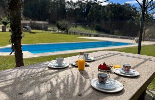 A Caniza Maison | Espectacular casa gallega con piscina