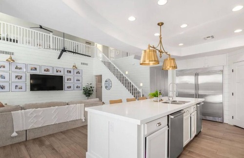 Power Ranch Maison | Esplanade Experience | Pool | BBQ Grill | Modern