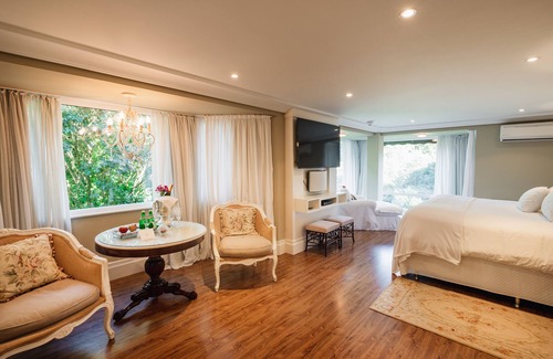Bairro Lago Negro Hôtel | Estalagem St Hubertus