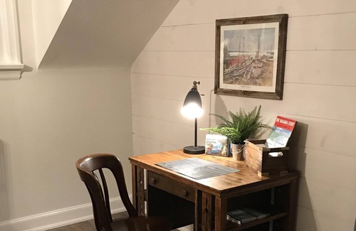 Port Weller West Maison | Coach House Estate près de NOTL - Appartement complet