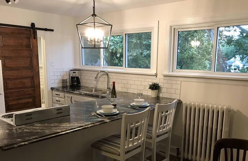 Port Weller West Maison | Coach House Estate près de NOTL - Appartement complet