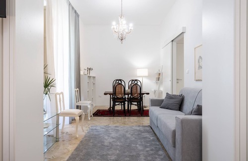 Ruggero Settimo Appartement | EsterOlga wonderful finely furnished apartment in the city center