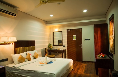 Thirukazhukundram Hôtel | Esthell Village Resort,Mahabalipuram