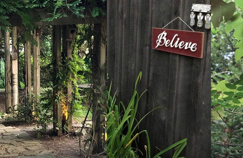 Alliance Maison | Esther's Beauty Barn...lodging and/or party center