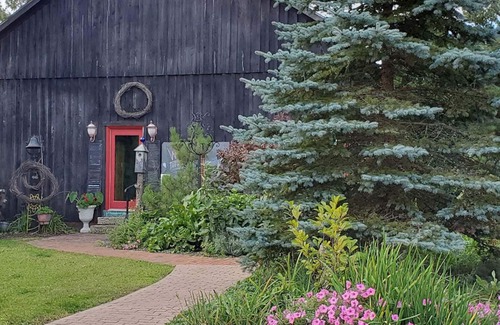 Alliance Maison | Esther's Beauty Barn...lodging and/or party center