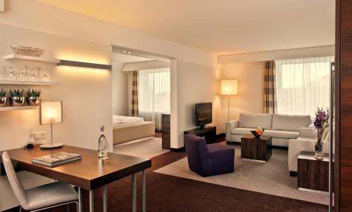 Neukoelln Hôtel | Estrel Berlin