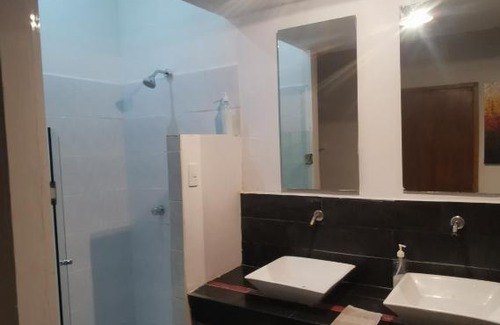 Lafayette Appartement | Estudio en chapultepec MONTREAL
