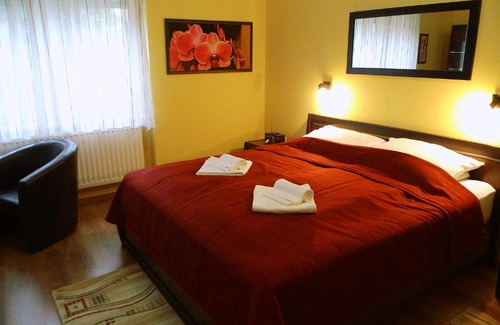 Bekescsaba Maison | Eszter Apartman