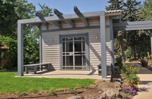 Afik Cabine | Etnachta Kibbutz Afik