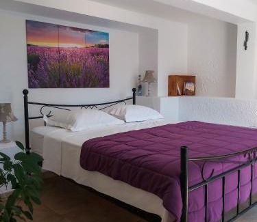 Saint-Cezaire-sur-Siagne Lit Et Petit-Déjeuner | Etoilevacances Chambres d hotes Campagne en Lavande