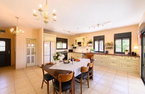 Giv'at Yo'av Appartement | Ettys Villa