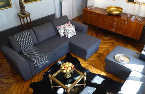 Bagneres-de-Luchon Appartement | EUGENIE: 1 er ETAGE