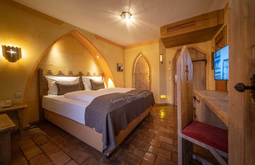 Rust Hôtel | Europa-Park Freizeitpark & Erlebnis-Resort, Hotel Castillo Alcazar