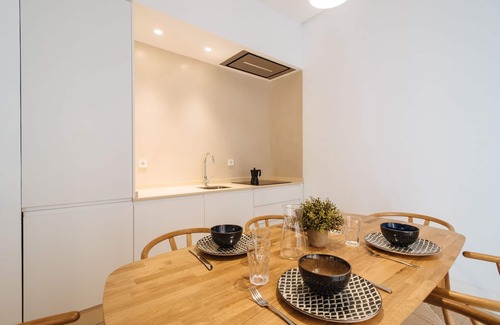 Feria Appartement | Eva Recommends Castellar 2 con piscina