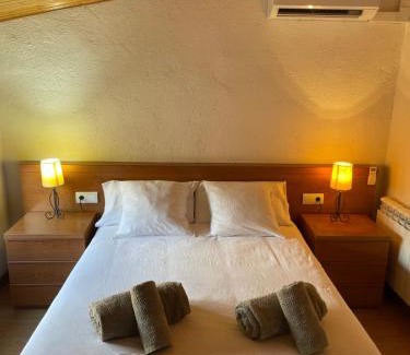 Prades Appartement | EVA & TRAVEL - CAL MARCEL - Habitacion