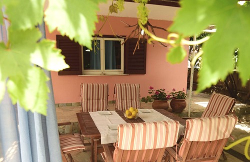 Evrostina Cottage | Maison d'Evagelia près de la plage près de la montagne