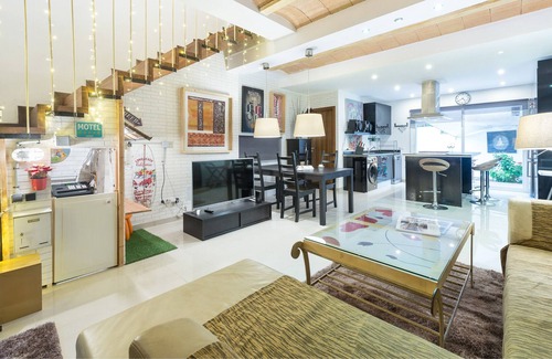 Puerto Maritimo Maison | EVAMAS - Chalet with terrace in PALMA DE MALLORCA. Free WiFi