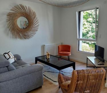 Fouesnant Appartement | Evasion chic au coeur de la ville et proche plage - Garage privé - Deux chambres