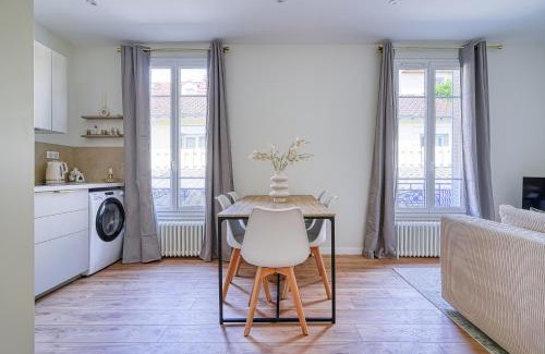 Brunoy Appartement | Evasion cosy et lumineuse