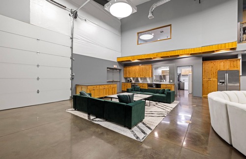 South Richland Cabine | Event Center for RENT!