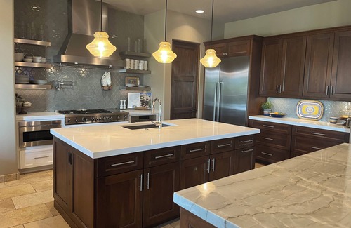 Desert View Village Maison | EVENT-FRIENDLY!nBlack Mountain View +Full Guest House +Huge Outdoor Event Space