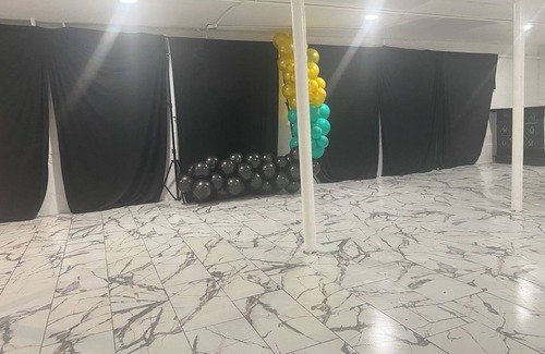 Bellerose Terrace Maison | Event space For all type of events and parties🎈 🎉 🎊