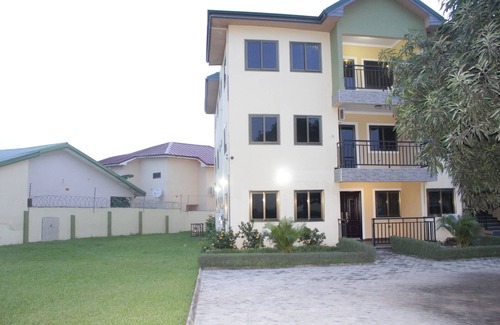 Adenta Appartement | Evergreen Apartments