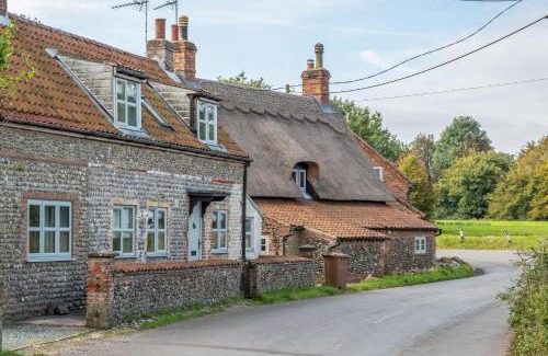 Holt Maison | Evergreen