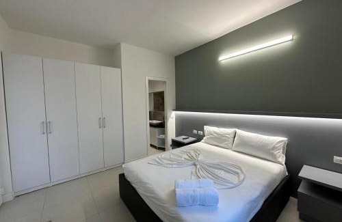 Lezhe Hôtel | Evergreen Laguna Vain-Lezhe