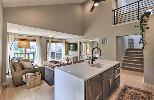 Evergreen Maison | Evergreen Mountain Duplex with Trail Access!