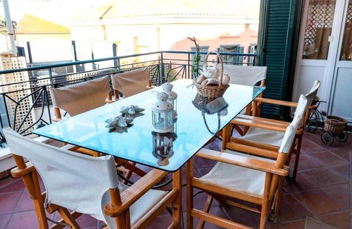 Preveza Appartement | Evgenia's Balcony Your Urban Oasis