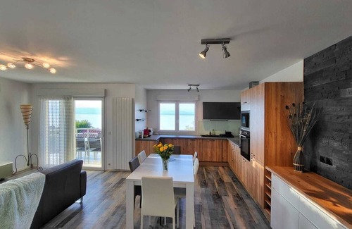 Maxilly-sur-Leman Appartement | Evian/Maxilly: Beautiful fully renovated apartment on the shores of Lake Geneva