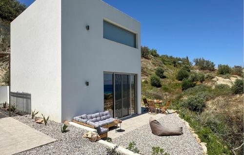Evrostina Maison | Evoikon
