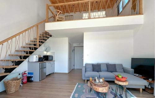 Evrostina Maison | Evoikon