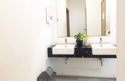 Gubeng Hôtel | Evora Hotel