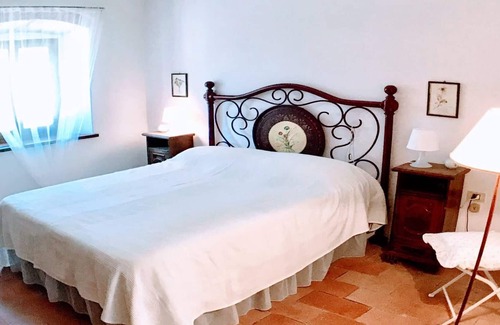 San Brizio Villa | Exc beautiful villa, pool + grounds - pool house - sleeps 12 guests