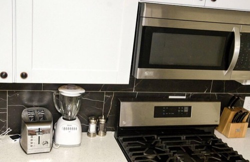 Waterbury Maison | Excellent Home Away From Home