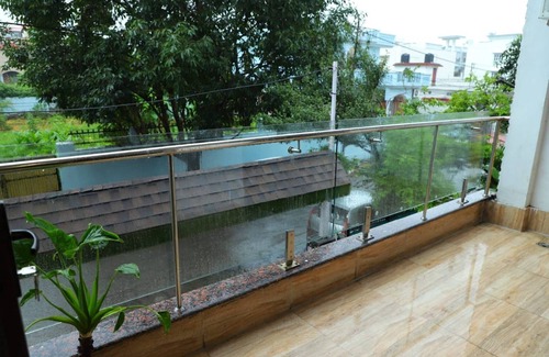 Rishikesh Appartement | Excellente propriété avec d'excellents équipements dans lesquels vous aimeriez vivre.
