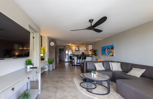 Willemstad Appartement | Flamboyan Curacao Ocean Resort excellente vue sur les dauphins!