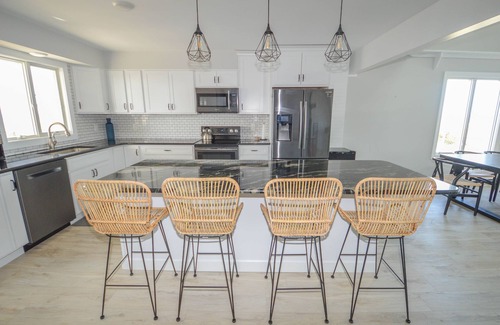 Dennisville Maison | Exceptional Beach facing townhome with stunning Ocean and Bay views