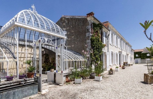 Bernay-Saint-Martin Maison | Belle maison d'exception près de La Rochelle, piscine chauffée, nombreux loisirs
