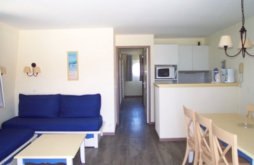 Treboul Appartement | Exceptional location for this beachfront apartment