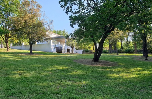 Cervione Villa | Exceptionnelle villa de standing, au cœur d’un parc naturel boisé de 5 hectares.