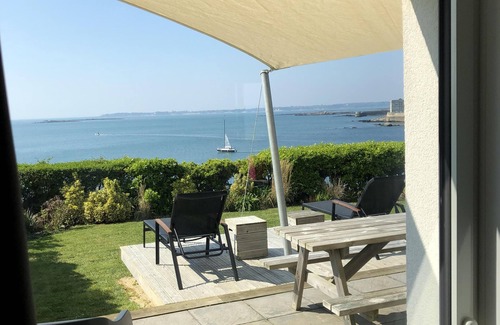 Concarneau Appartement | APPARTEMENT VUE MER PANORAMIQUE 180 JARDIN- Accès direct mer