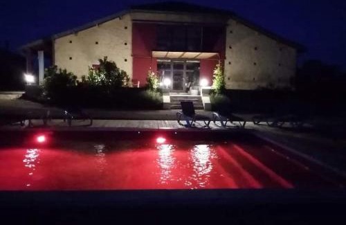 Villebramar Maison | exceptionnel loft style industriel tout équipé 15 personnes avec piscine et jacuzzi