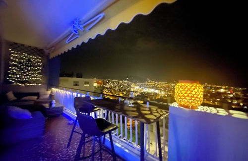 Le Piol Appartement | Exceptionnelle vue mer et Nice, appart 2 chambres standing, terrasses, garage.