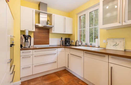 Glowe Maison | SUPER exclusif FH près de la plage, plein sud, cheminée, sauna, bain à remous, chaise de plage
