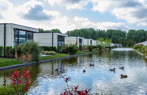 Velsen-Zuid Maison | Exclusif 6 by Interhome